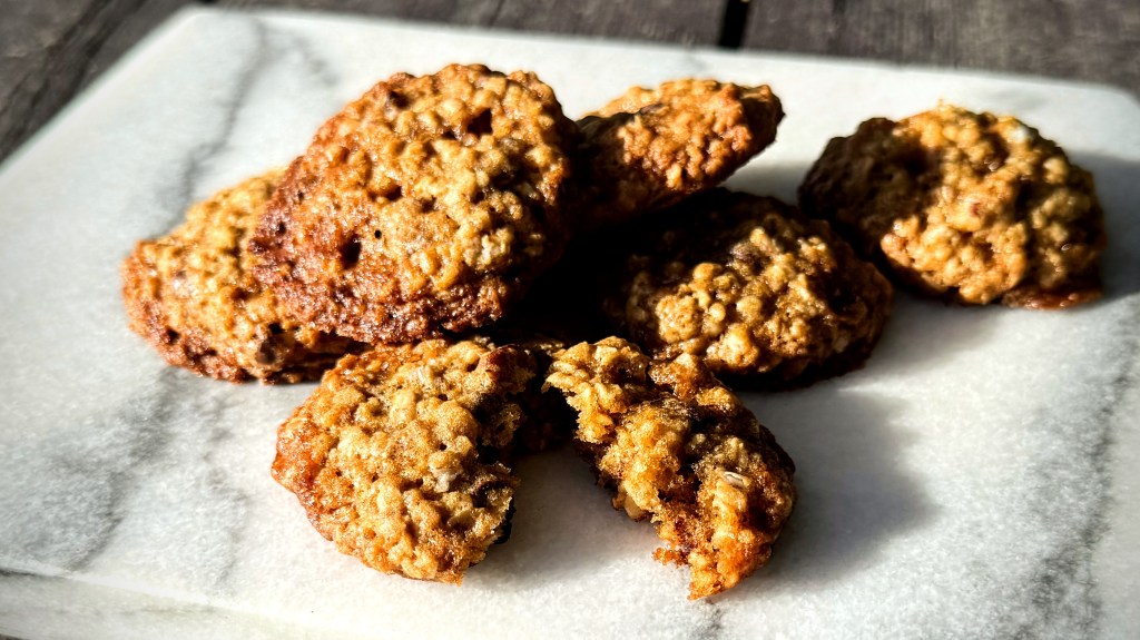 Pecan and Chocolate Oatmeal&nbsp;Cookies
